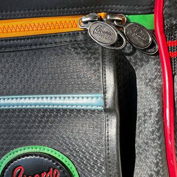 Ricardo Beverly Hills Carry On Overnight Zippered Duffle Bag Black / Multi Color - Picture 13 of 13